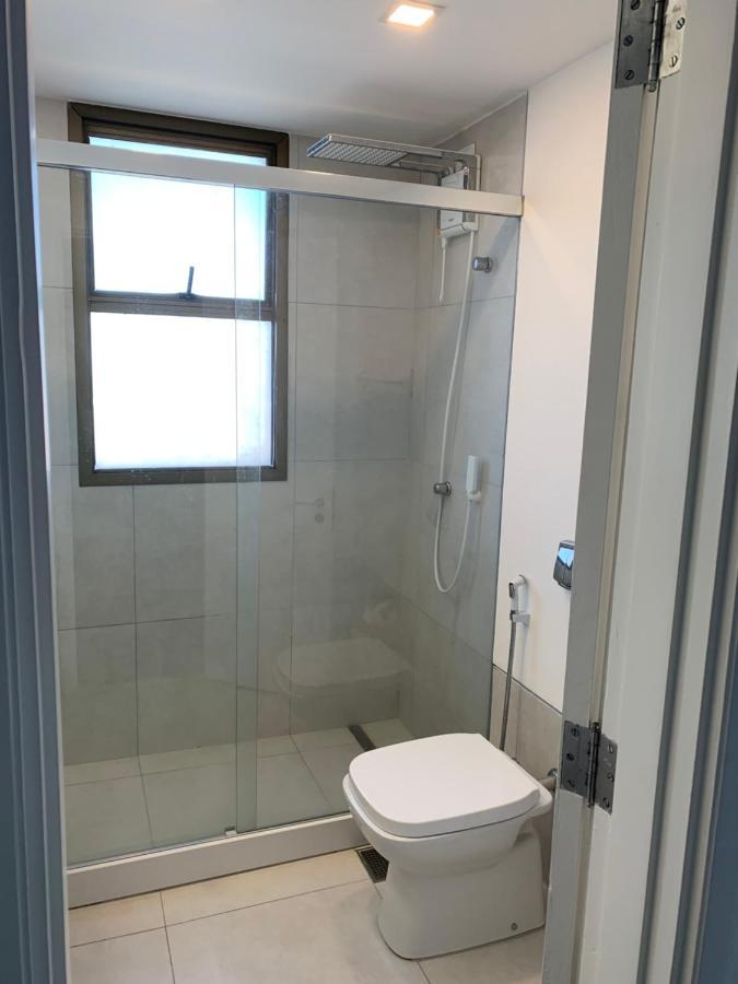 Flat Com 65 Metros; Sala; Duas Suítes; Cozinha Recém-reformado Río de Janeiro
